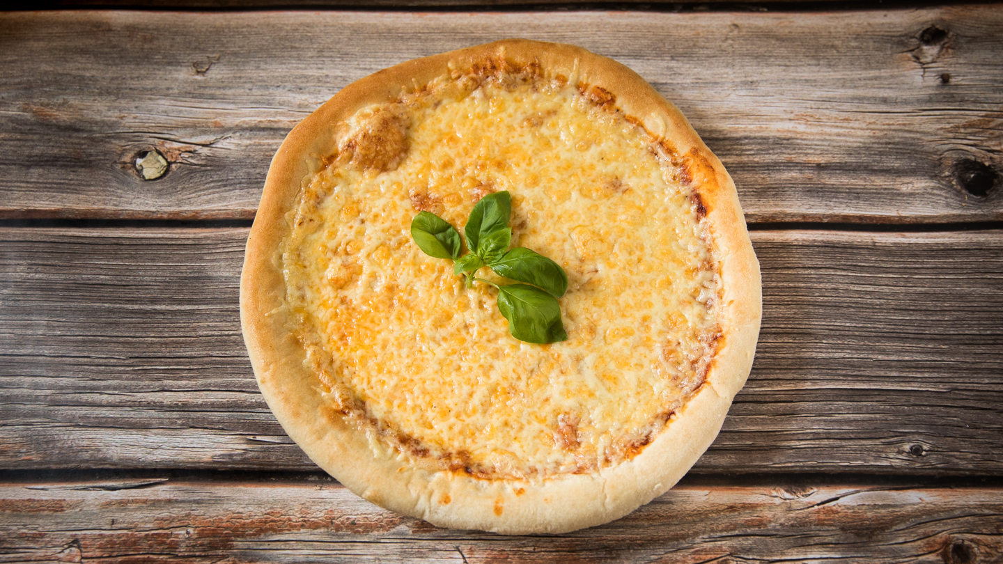 1 Margherita pizza (30cm) menü